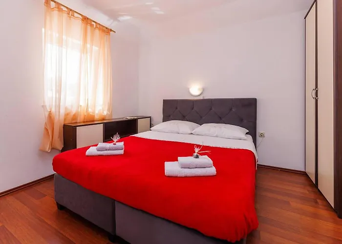 2 Bedroom In Dobrinja * Malinska