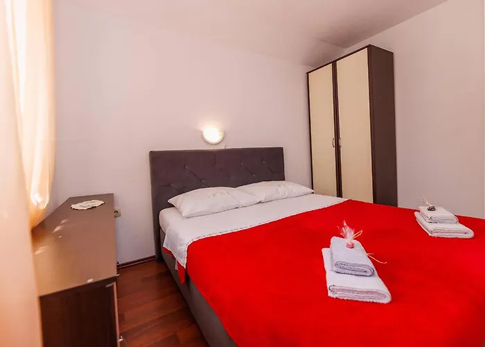 2 Bedroom In Dobrinja * Malinska