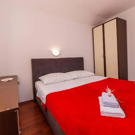 Beautiful Apartment In Dobrinja * Malinska